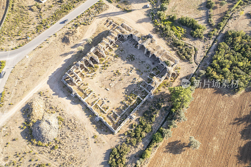 Evdirhan，塞尔库克鲁时代骆驼商队的住宿场所。特尔梅索斯古玩城，区域十分接近。安塔利亚土耳其/